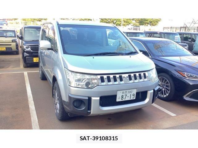 Mitsubishi DELICA 2013-09 8098873-0