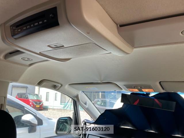 Mitsubishi DELICA 2007-11 8129793-14