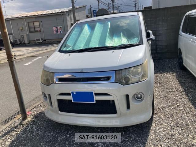Mitsubishi DELICA 2007-11 8129793-2