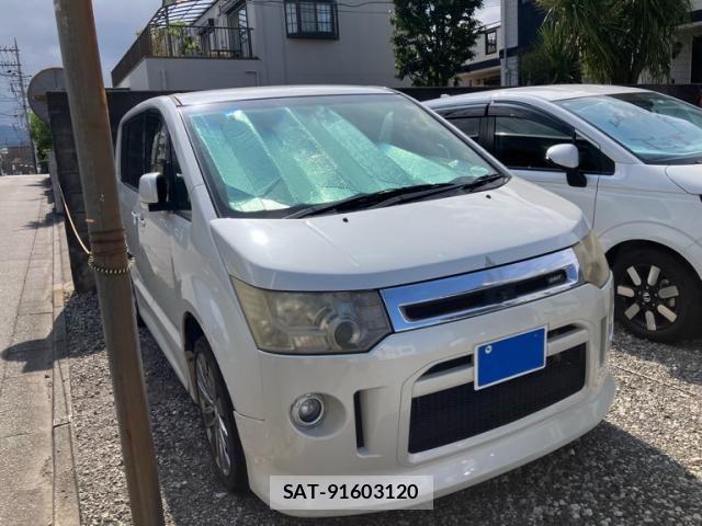 Mitsubishi DELICA 2007-11 8129793-3