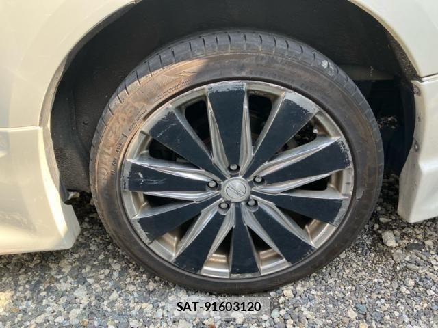 Mitsubishi DELICA 2007-11 8129793-8