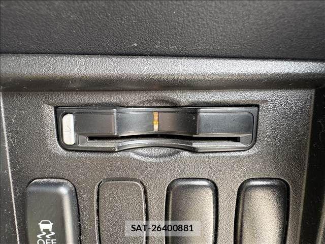 Mitsubishi DELICA 2011-11 8145725-22