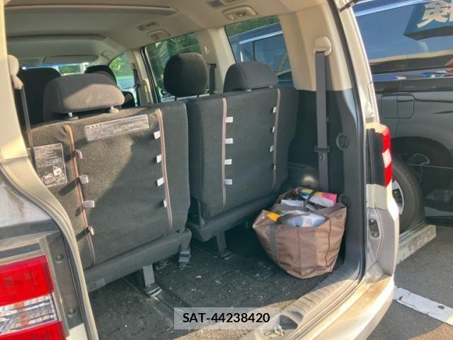 Mitsubishi DELICA 2012-01 8145724-9
