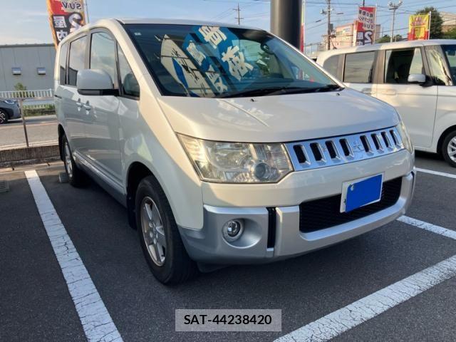 Mitsubishi DELICA 2012-01 8145724-1
