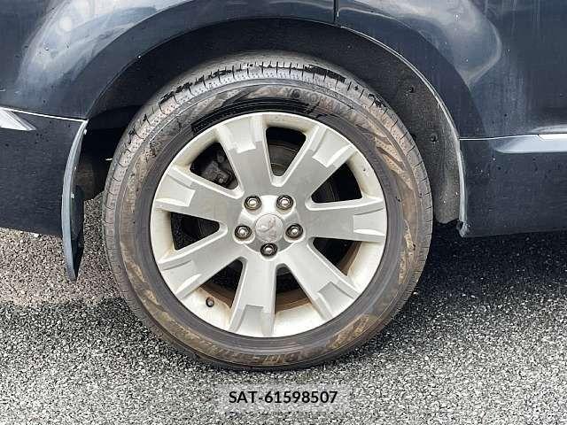Mitsubishi DELICA 2010-09 8245046-3