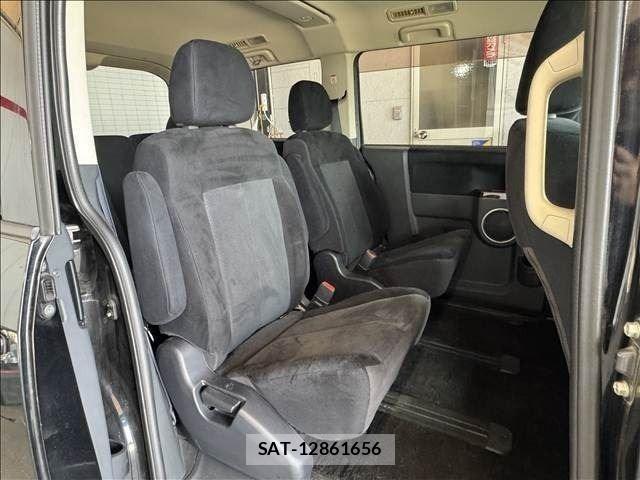 Mitsubishi DELICA 2009-08 8245047-9