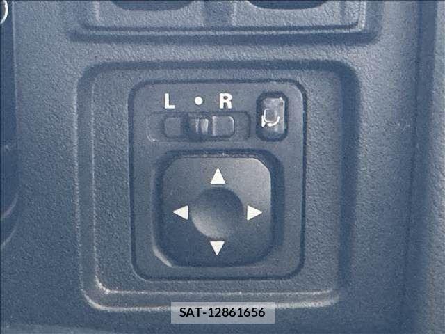 Mitsubishi DELICA 2009-08 8245047-26