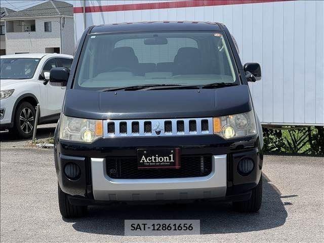 Mitsubishi DELICA 2009-08 8245047-2
