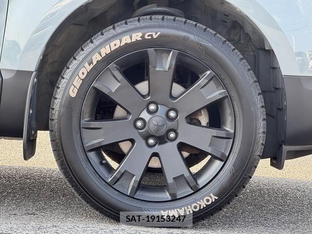 Mitsubishi DELICA 2009-03 8245045-6
