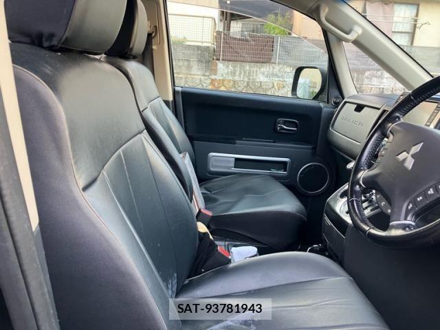 Mitsubishi DELICA 2012-01 8314204-11