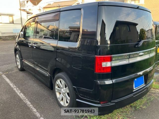 Mitsubishi DELICA 2012-01 8314204-4
