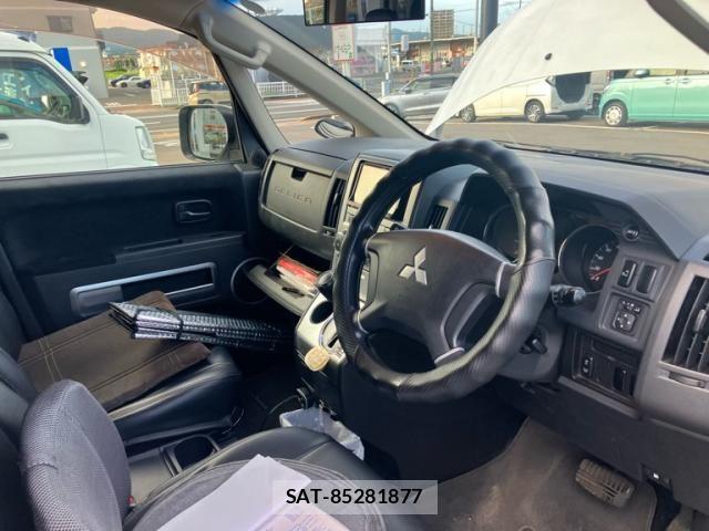 Mitsubishi DELICA 2013-03 8314205-11