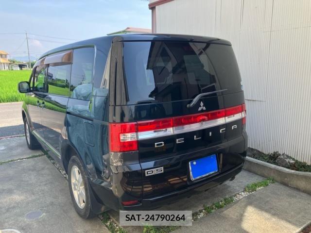 Mitsubishi DELICA 2007-09 8314203-4