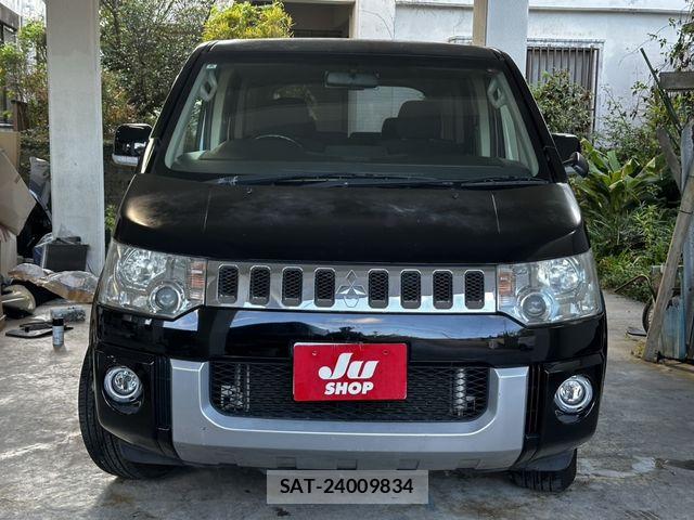 Mitsubishi DELICA 2012-07 8335584-1