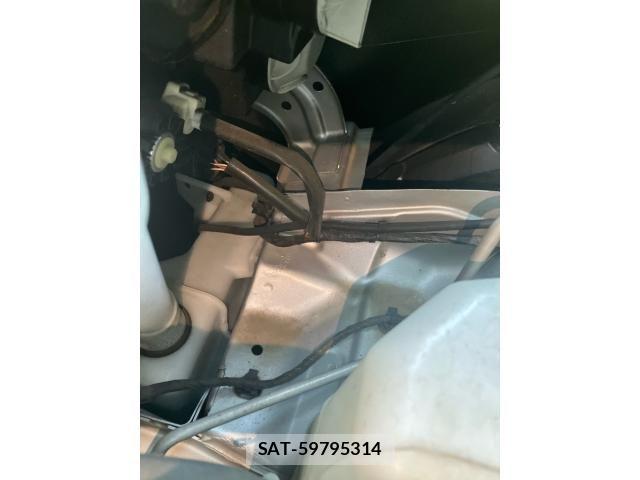 Mitsubishi DELICA 2007-09 8365586-23