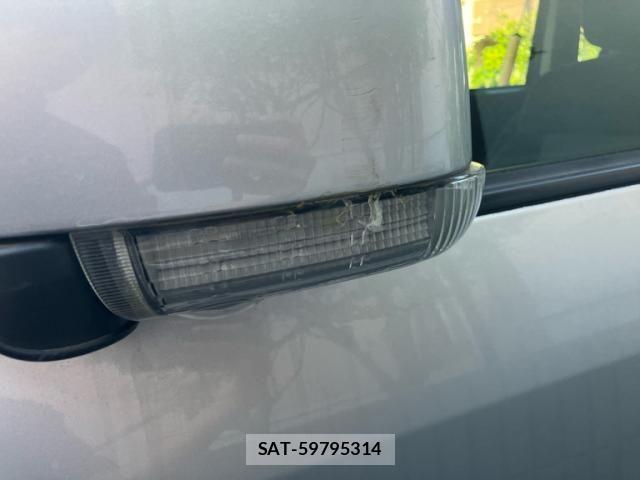 Mitsubishi DELICA 2007-09 8365586-24