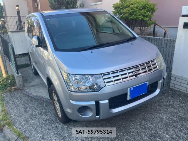 Mitsubishi DELICA 2007-09 8365586-2