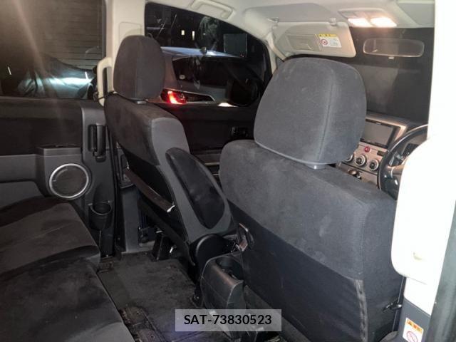 Mitsubishi DELICA 2011-09 8365587-13