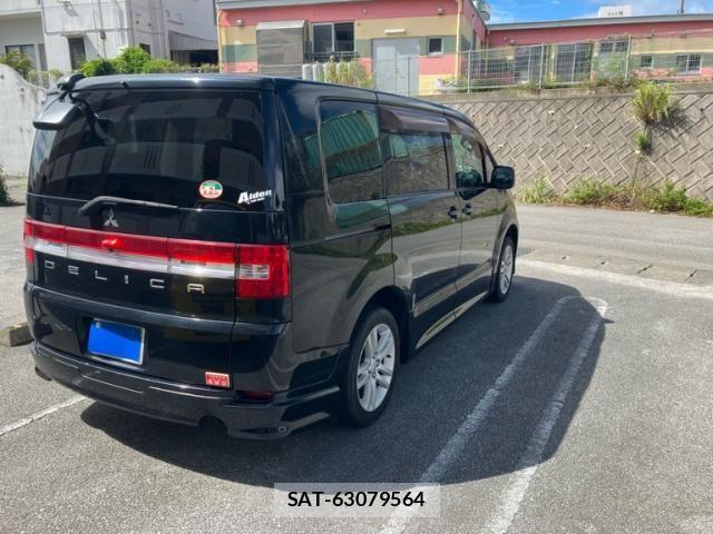 Mitsubishi DELICA 2010-11 8412014-2