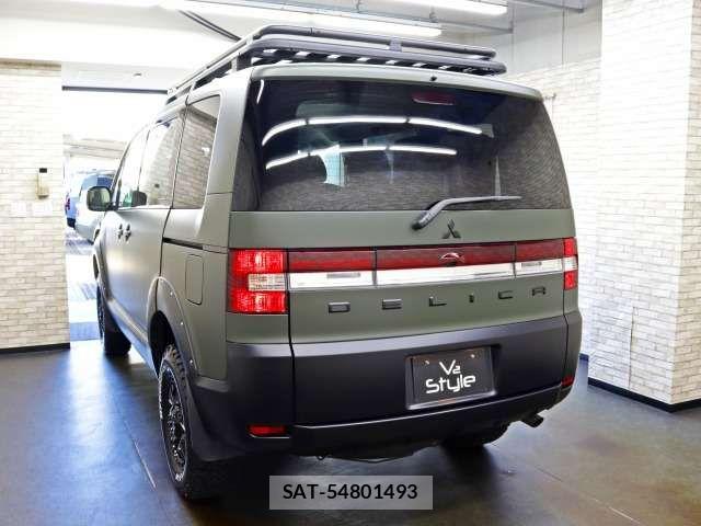 Mitsubishi DELICA 2013-09 8524378-16