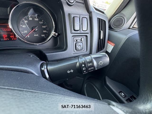 Mitsubishi DELICA 2010-09 8524377-16