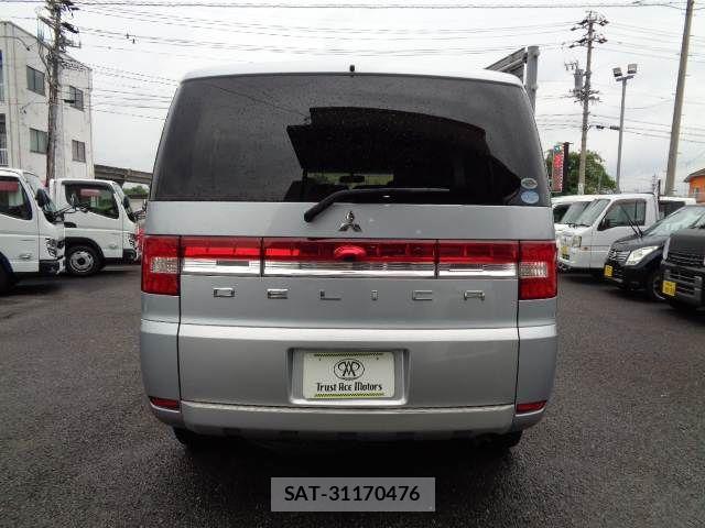 Mitsubishi DELICA 2010-09 8658751-18
