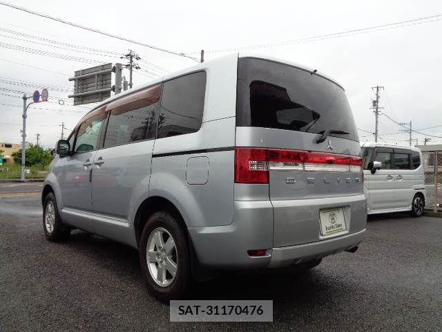 Mitsubishi DELICA 2010-09 8658751-19