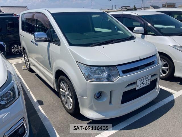 Mitsubishi DELICA 2010-09 8658752-0