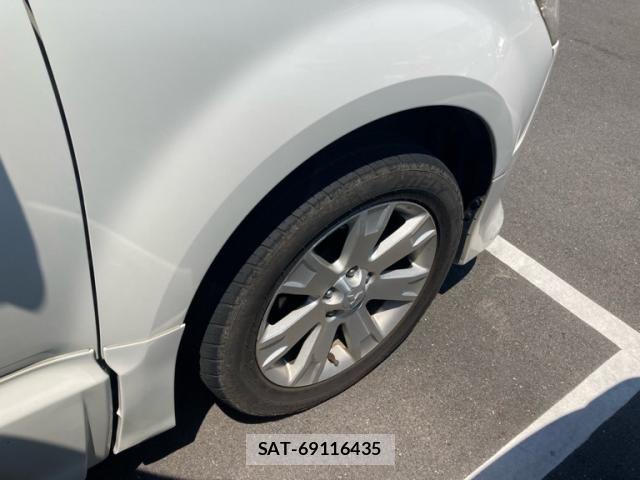Mitsubishi DELICA 2010-09 8658752-10
