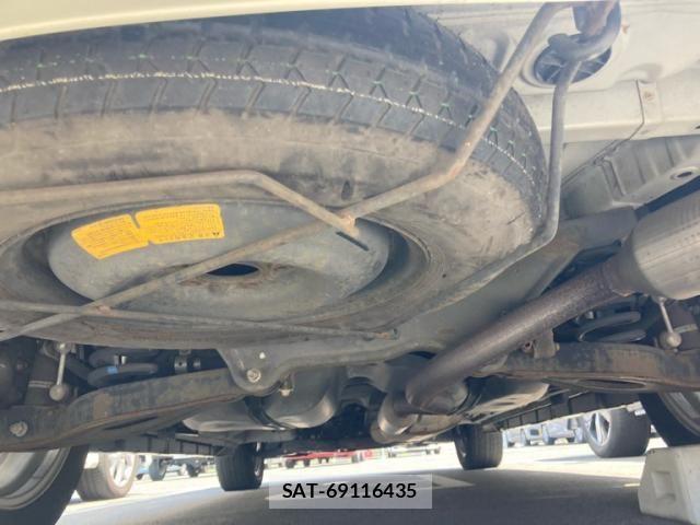 Mitsubishi DELICA 2010-09 8658752-13