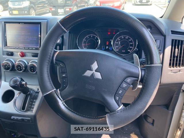 Mitsubishi DELICA 2010-09 8658752-24