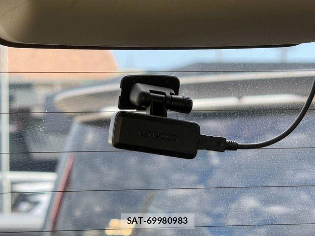 Mitsubishi DELICA 2015-04 8658748-11