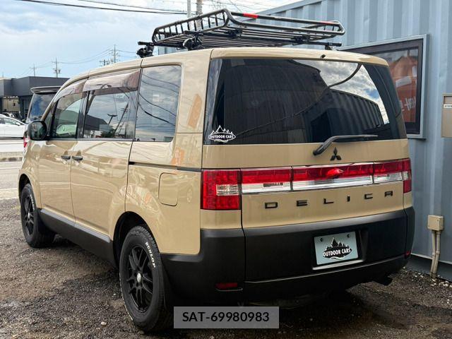 Mitsubishi DELICA 2015-04 8658748-1