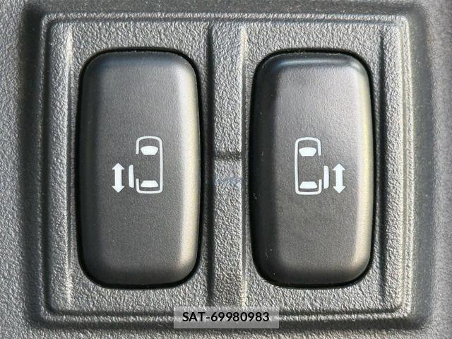 Mitsubishi DELICA 2015-04 8658748-8
