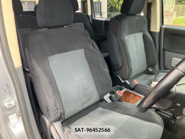 Mitsubishi DELICA 2009-12 8658750-14