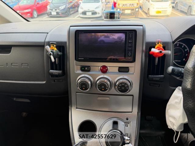 Mitsubishi DELICA 2013-08 8658749-11