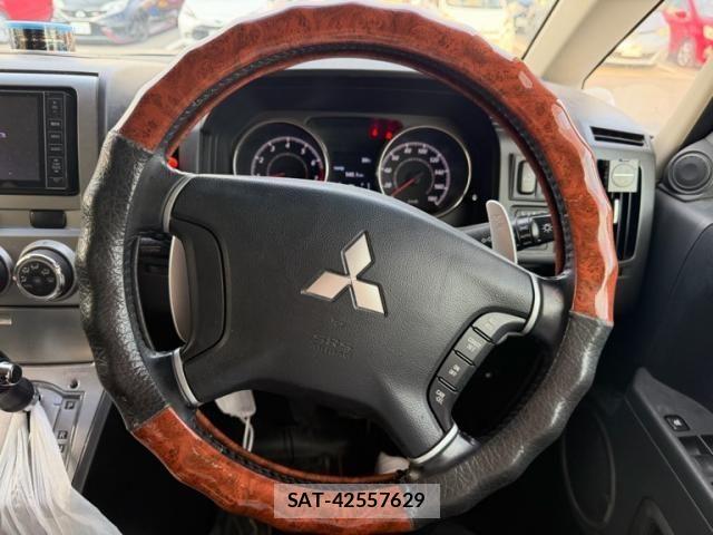 Mitsubishi DELICA 2013-08 8658749-7