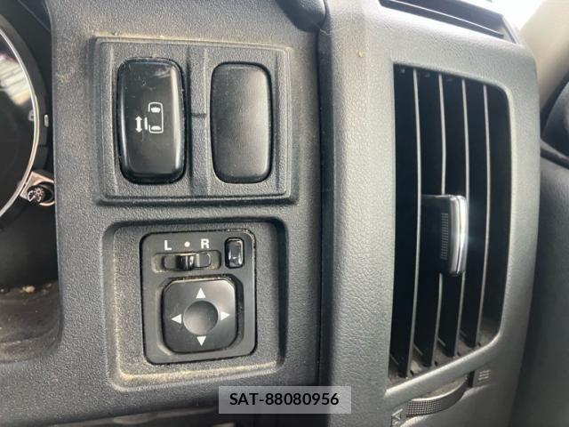 Mitsubishi DELICA 2007-07 8685452-16
