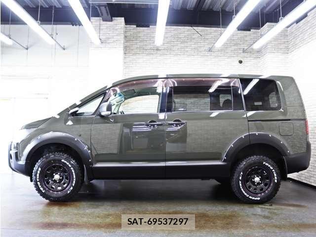 Mitsubishi DELICA 2007-09 8741688-1