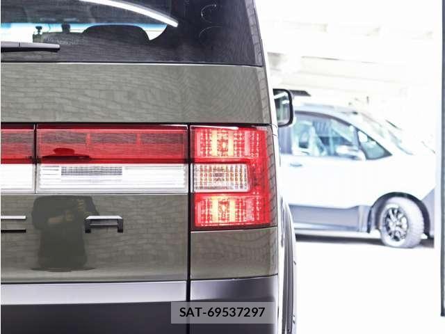 Mitsubishi DELICA 2007-09 8741688-20