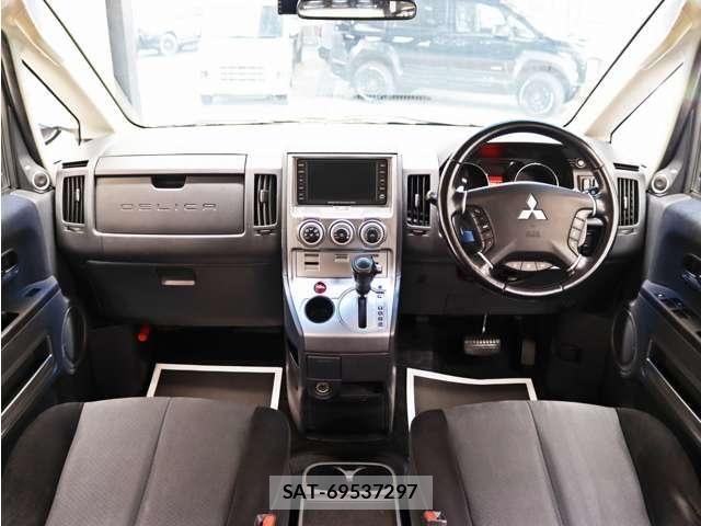 Mitsubishi DELICA 2007-09 8741688-3