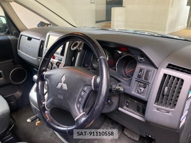 Mitsubishi DELICA 2008-09 8741690-15
