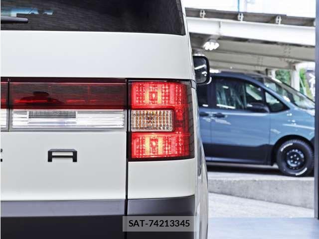 Mitsubishi DELICA 2007-05 8828705-18