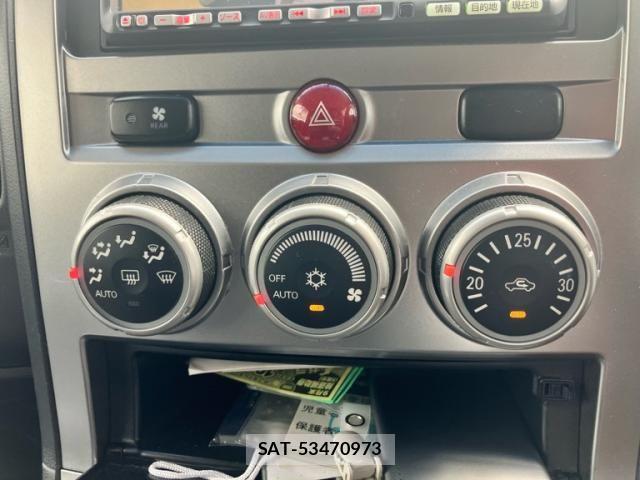 Mitsubishi DELICA 2012-01 8828708-22