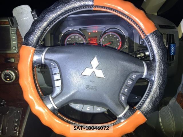 Mitsubishi DELICA 2010-02 8828714-11