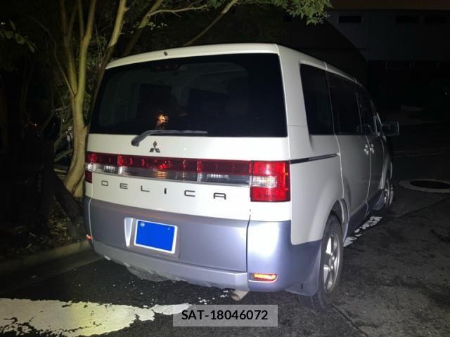 Mitsubishi DELICA 2010-02 8828714-1