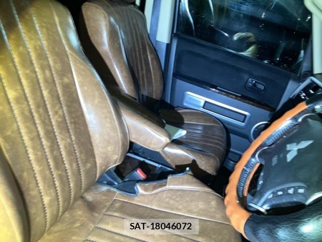 Mitsubishi DELICA 2010-02 8828714-5
