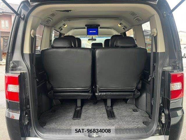 Mitsubishi DELICA 2014-11 8848729-10