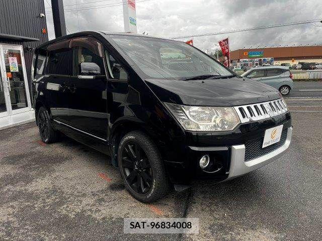 Mitsubishi DELICA 2014-11 8848729-16