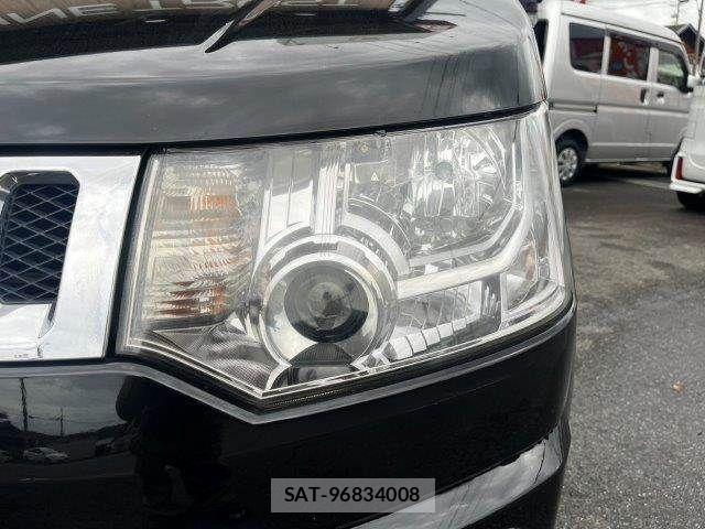 Mitsubishi DELICA 2014-11 8848729-24
